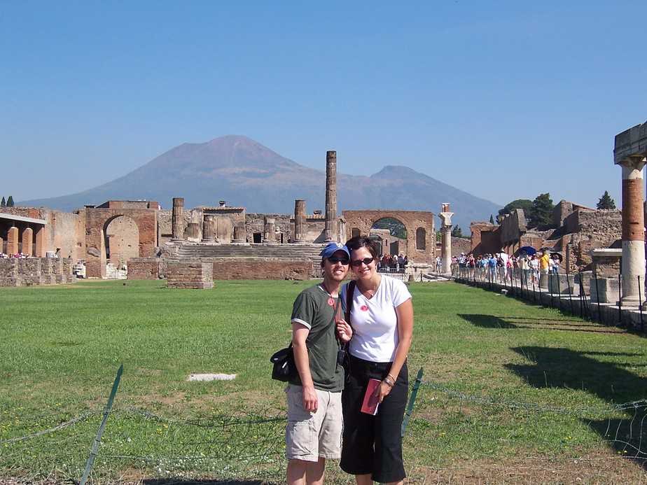 mary at pompeii